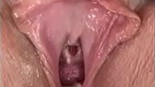 Качающаяся свекровь с кримпаем в видео от первого лица - порно видео