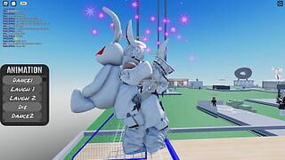 Шаловливый белый кролик трахает невинного кролика в меху - порно видео