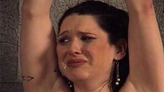 Наказание Мэри Бегун - порно видео