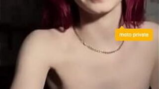 Грудь и большое дело вживую - порно видео