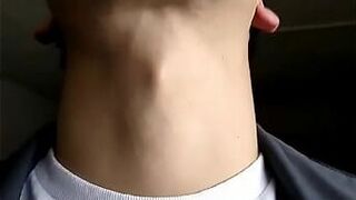 Большое проникновение в глотку - порно видео