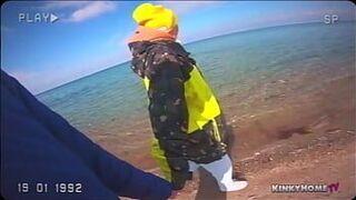 Самая маленькая клетка для петуха - порно видео