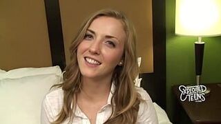 Карла Куш снимается в своем первом порно - порно видео