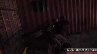 м. первое порно видео Бедная Голди. - порно видео